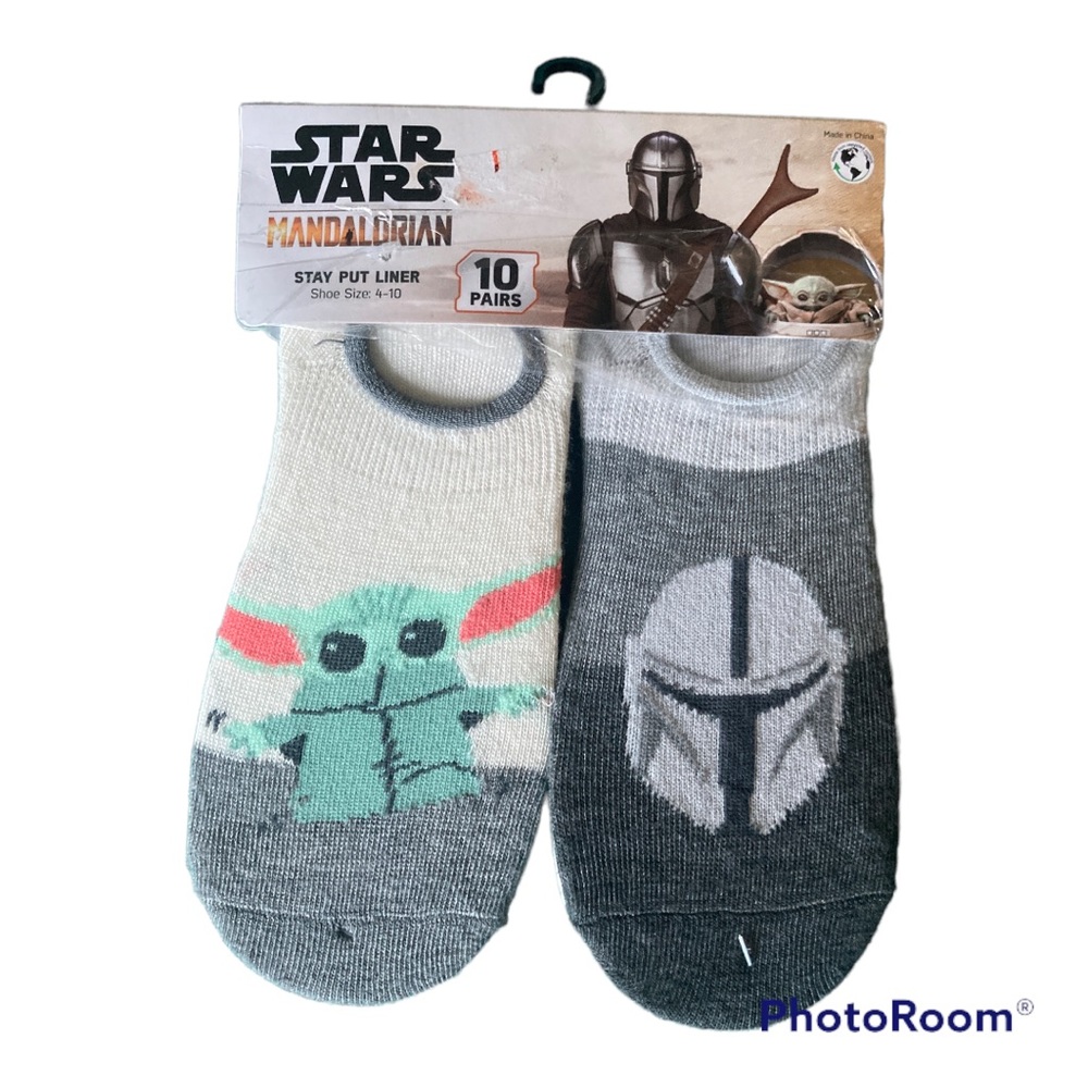 Star Wars The Mandalorian  Stay Put Liner Socks, 10-Pack Shoe Size 4-10